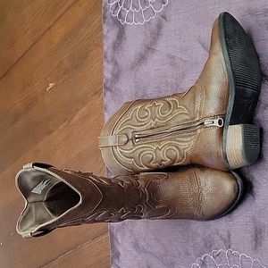 Cat & Jack Brown Cowgirl Boots Size 1